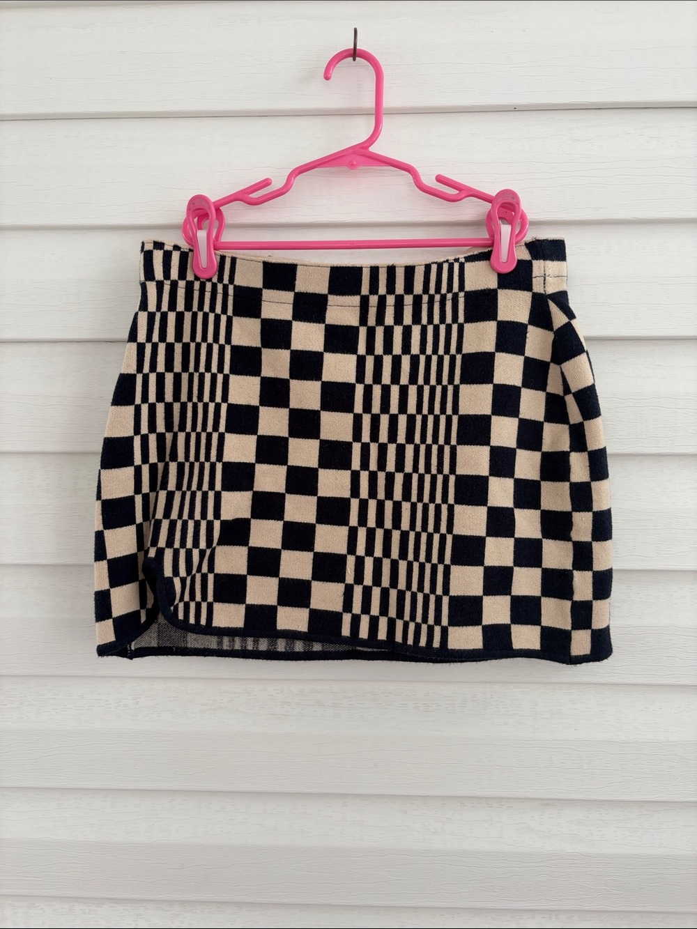 Urban Outfitters M Dark Blue Cream Checkerboard Mini Skirt Y2K Mod Knit